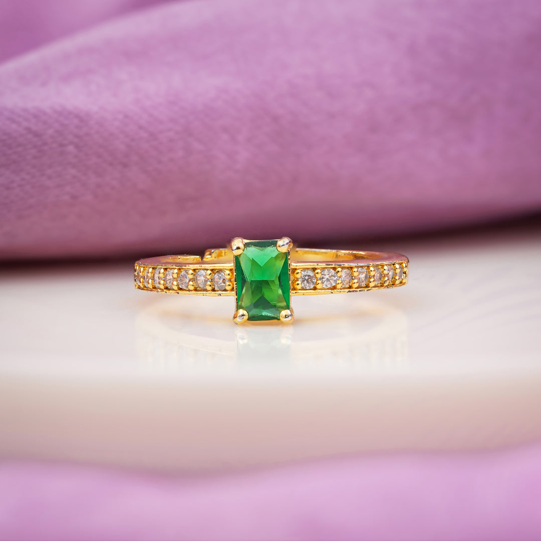 Classic Emerald Cut Green Solitaire Band Ring GWR-90