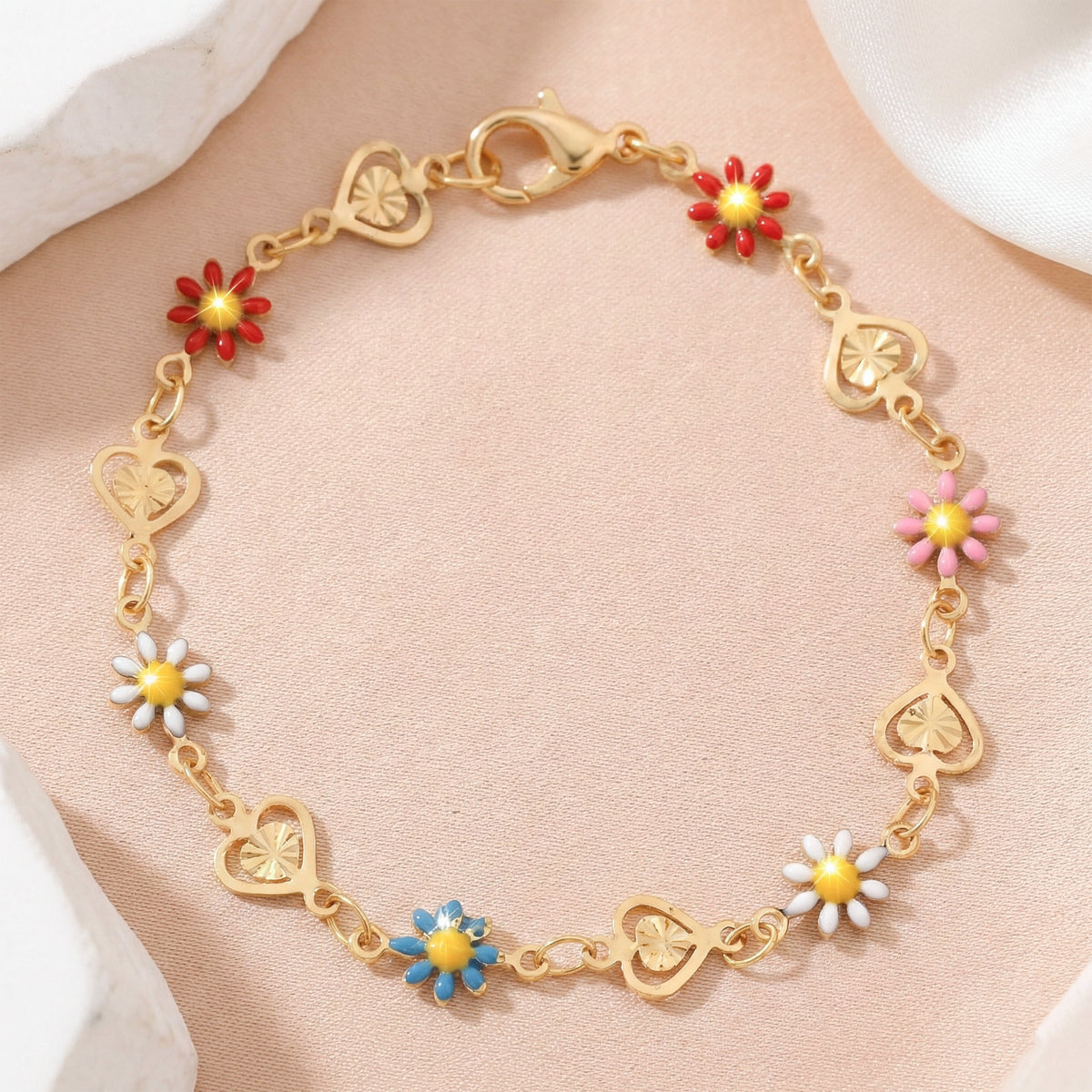 Vibrant Enamel Daisy & Textured Heart Link Bracelet GWB-13