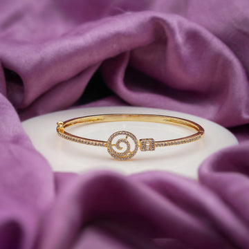 Sleek Spiral Swirl Baguette Kada GWK -17