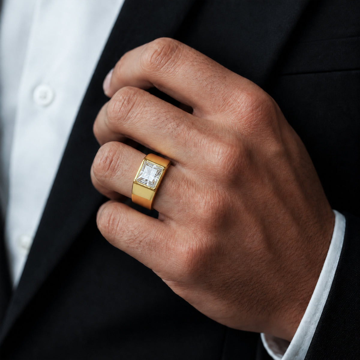 Royal Solitaire Men’s Ring GMR 40