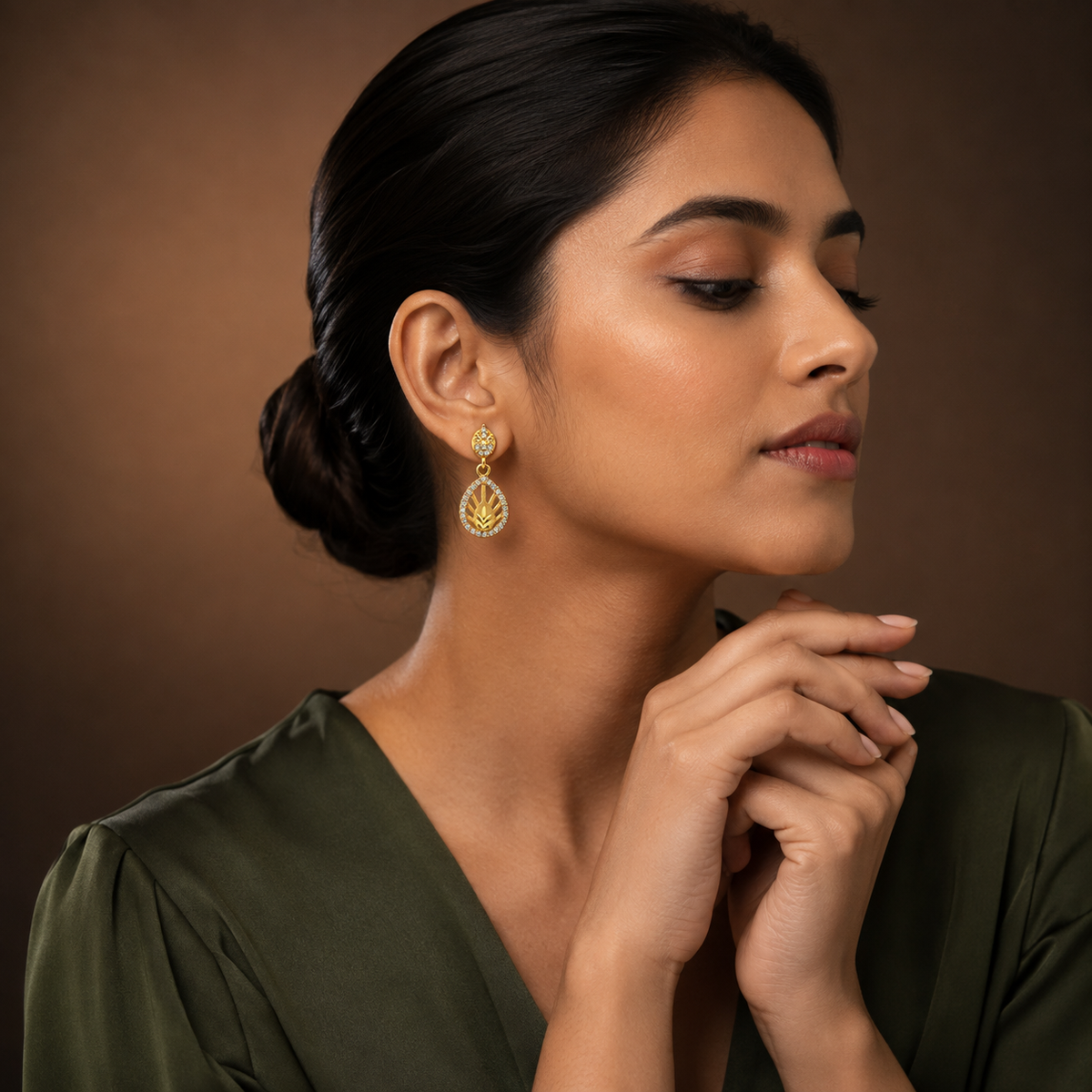 Aurelia Leaf Teardrop Earrings GWE 280