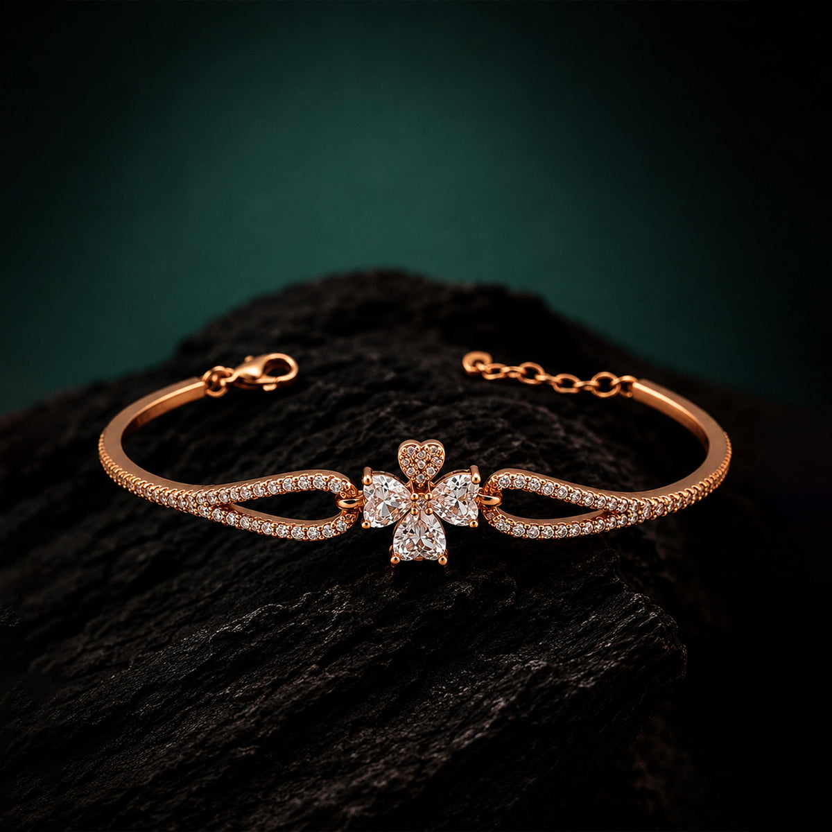 Elara Crystal Clover Bracelet GWB 181