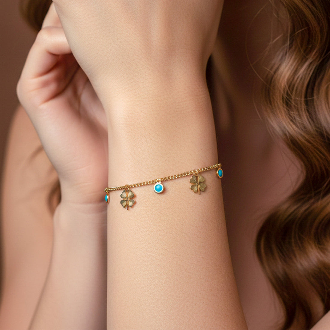 Classic Turquoise Enamel Clover Charm Bracelet GWB-11