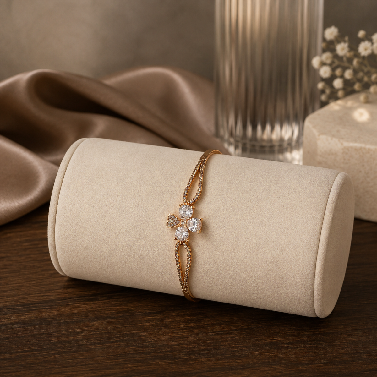Elara Crystal Clover Bracelet GWB 181