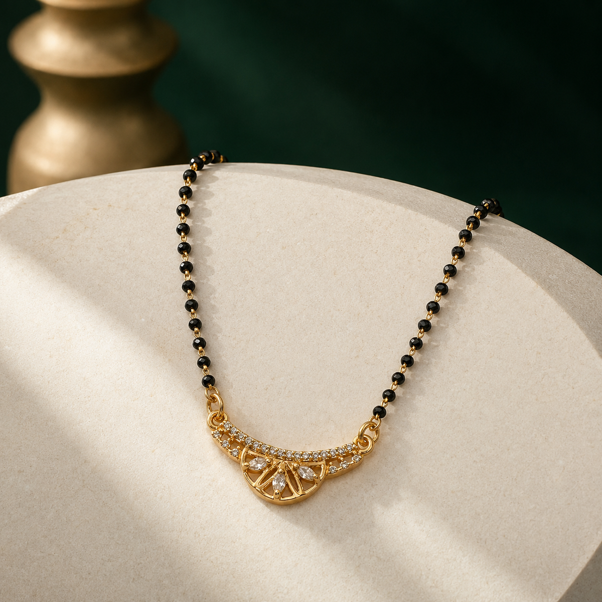 Aurelia Fan Crystal Women’s Mangalsutra GWM 38