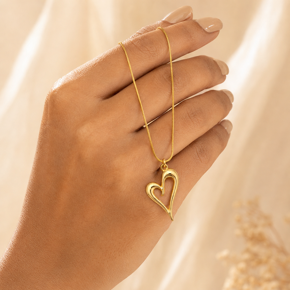 Modern Abstract Open Heart Necklace GWN -62