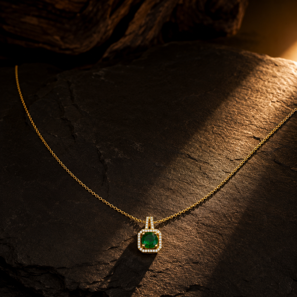 Verdant Halo Women’s Necklace GWN 157
