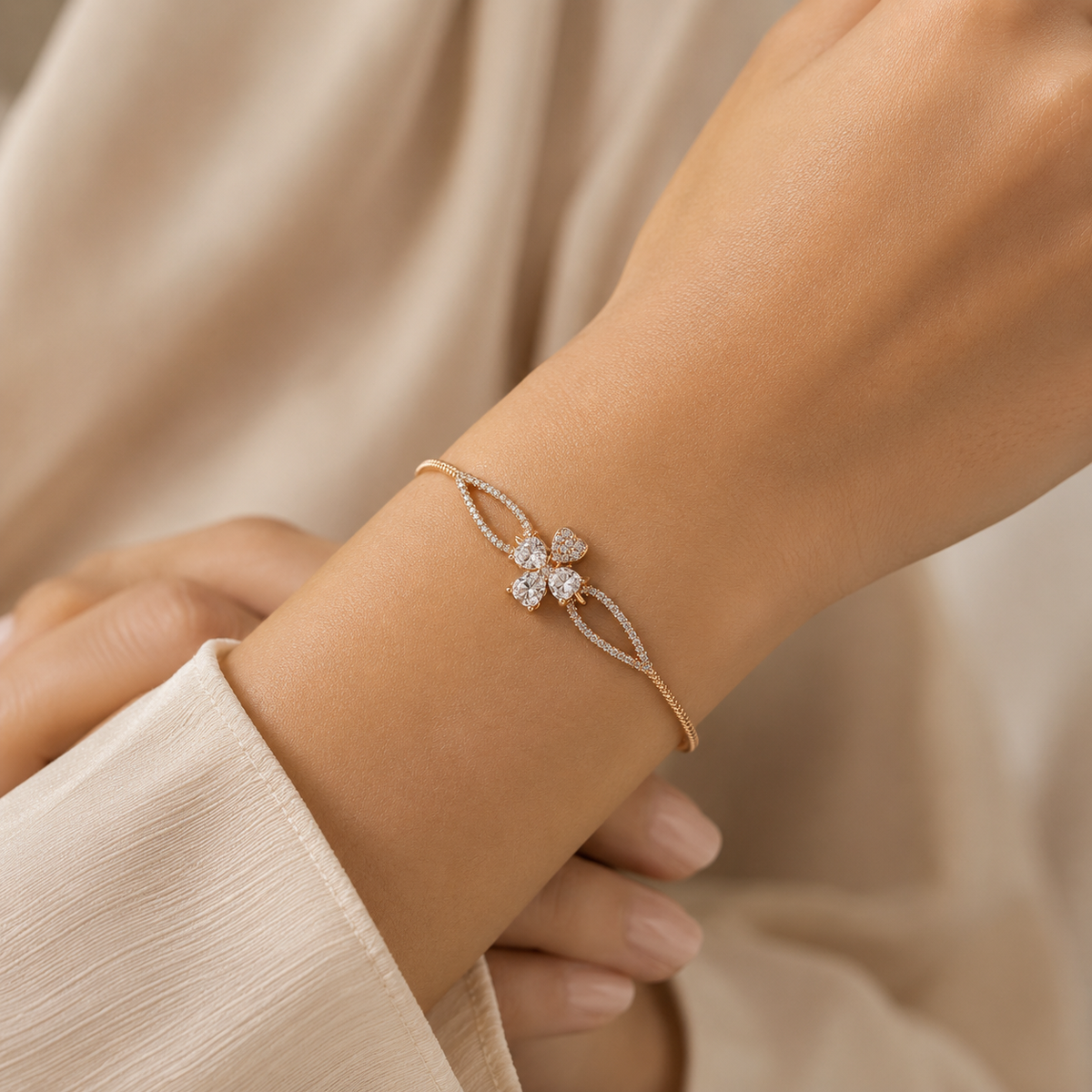 Elara Crystal Clover Bracelet GWB 181