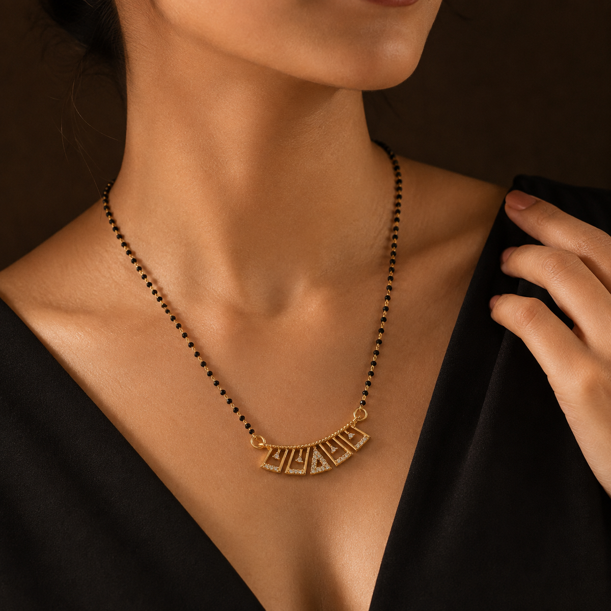 Aria Geometric Crystal Women’s Mangalsutra GWM 43