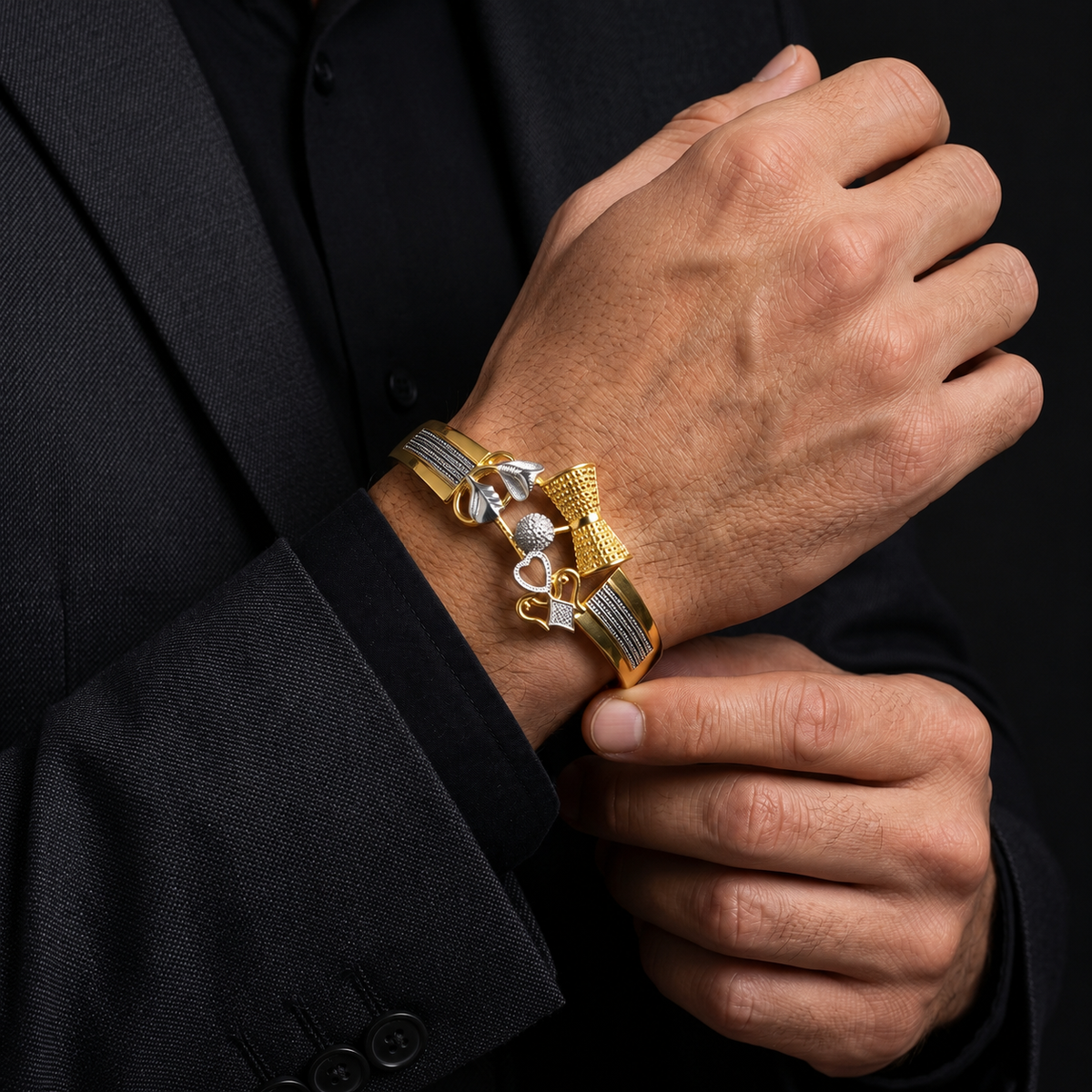 Royal Bow Dual-Tone Men’s Kada GMK-1