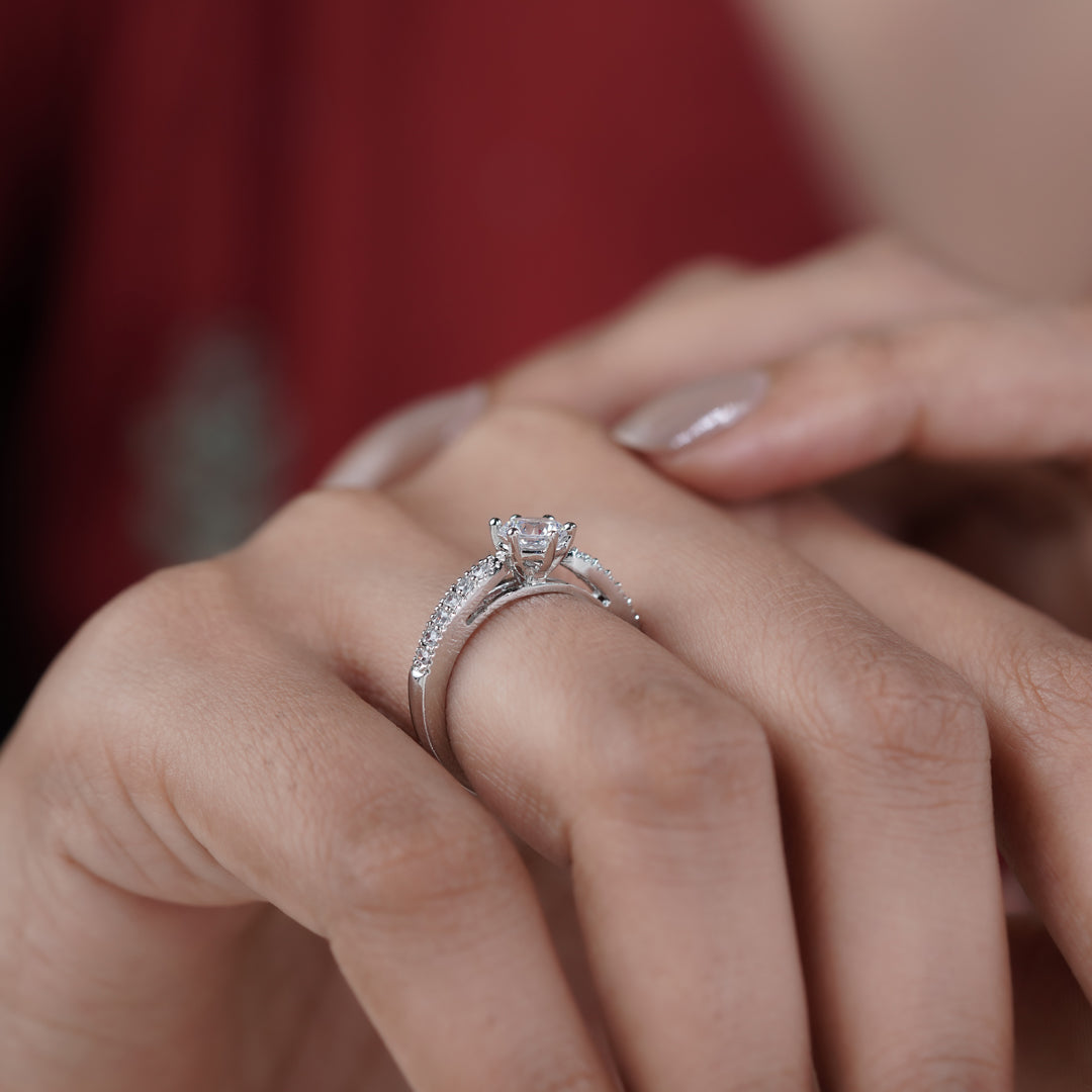 Classic Round Solitaire Milgrain Band Ring GWR-83