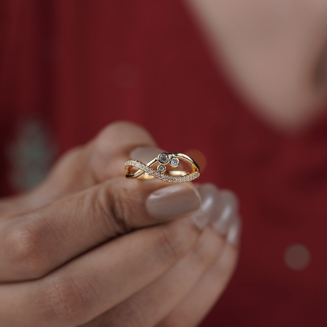 Bezel Triple Crystal Wave Bypass Ring GWR-94