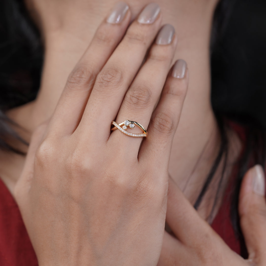 Bezel Triple Crystal Wave Bypass Ring GWR-94