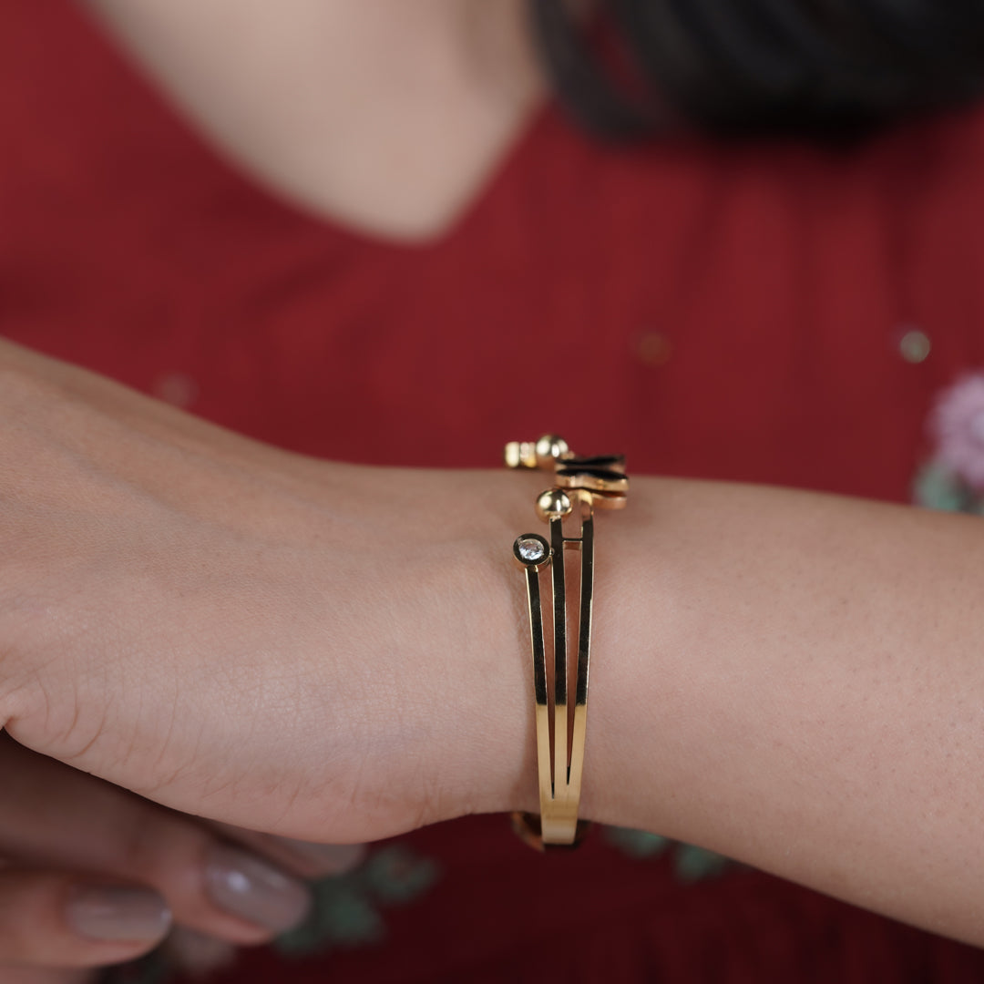 Modern Black Butterfly Dual Line Kada GWK -26