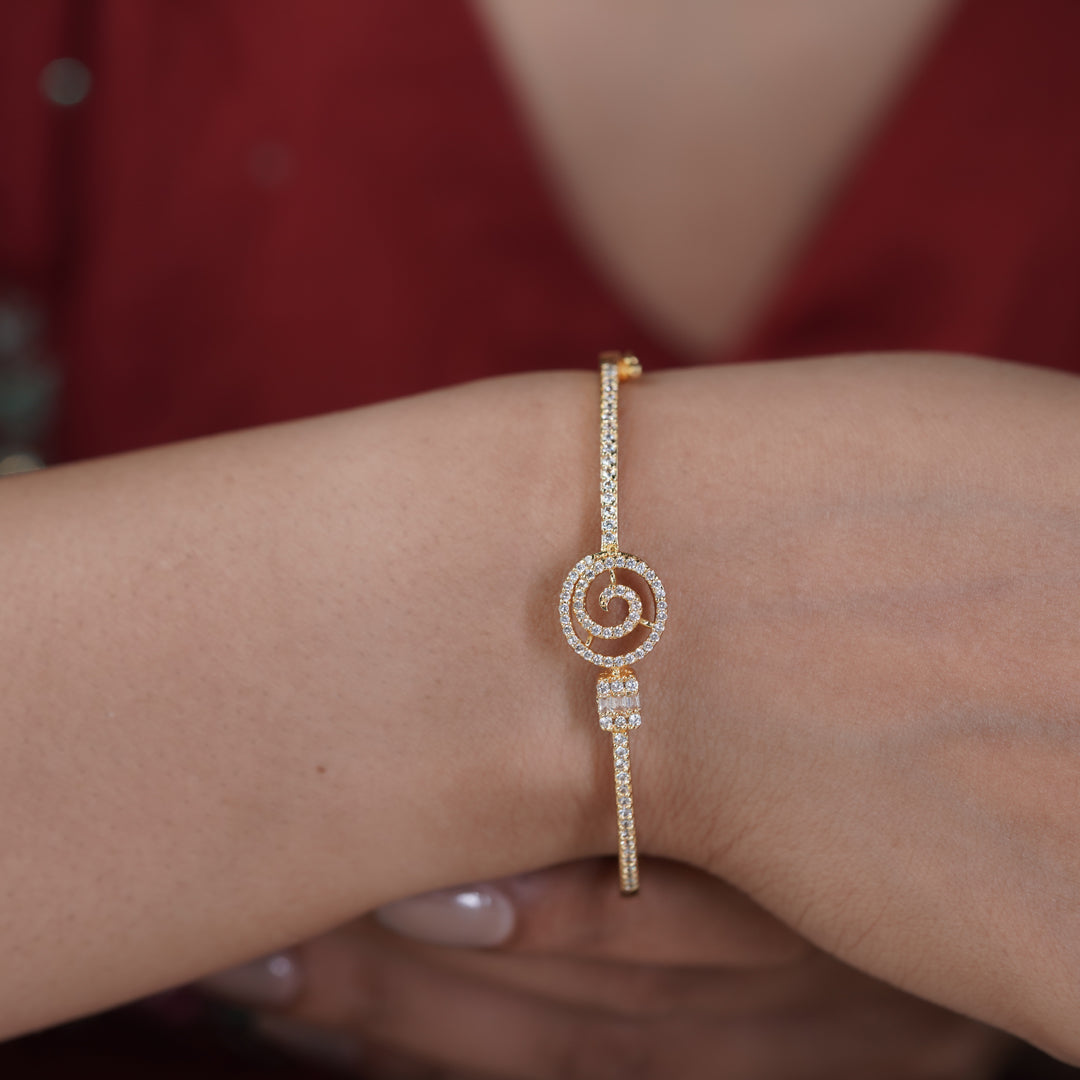Sleek Spiral Swirl Baguette Kada GWK -17
