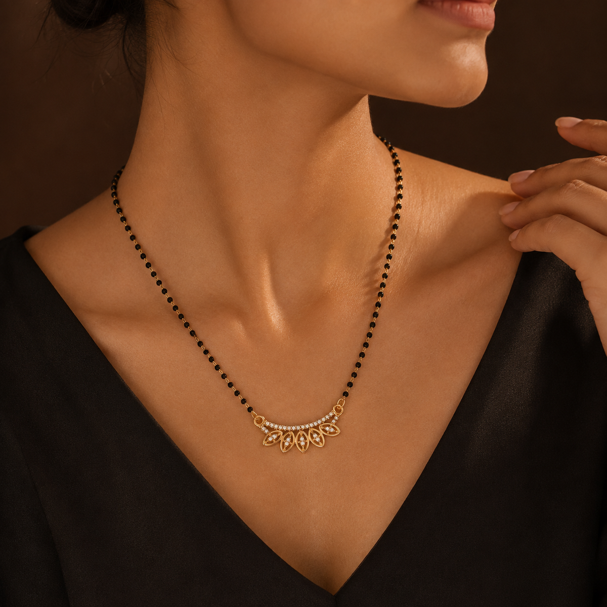 Elowen Five-Leaf Spark Women’s Mangalsutra GWM 31