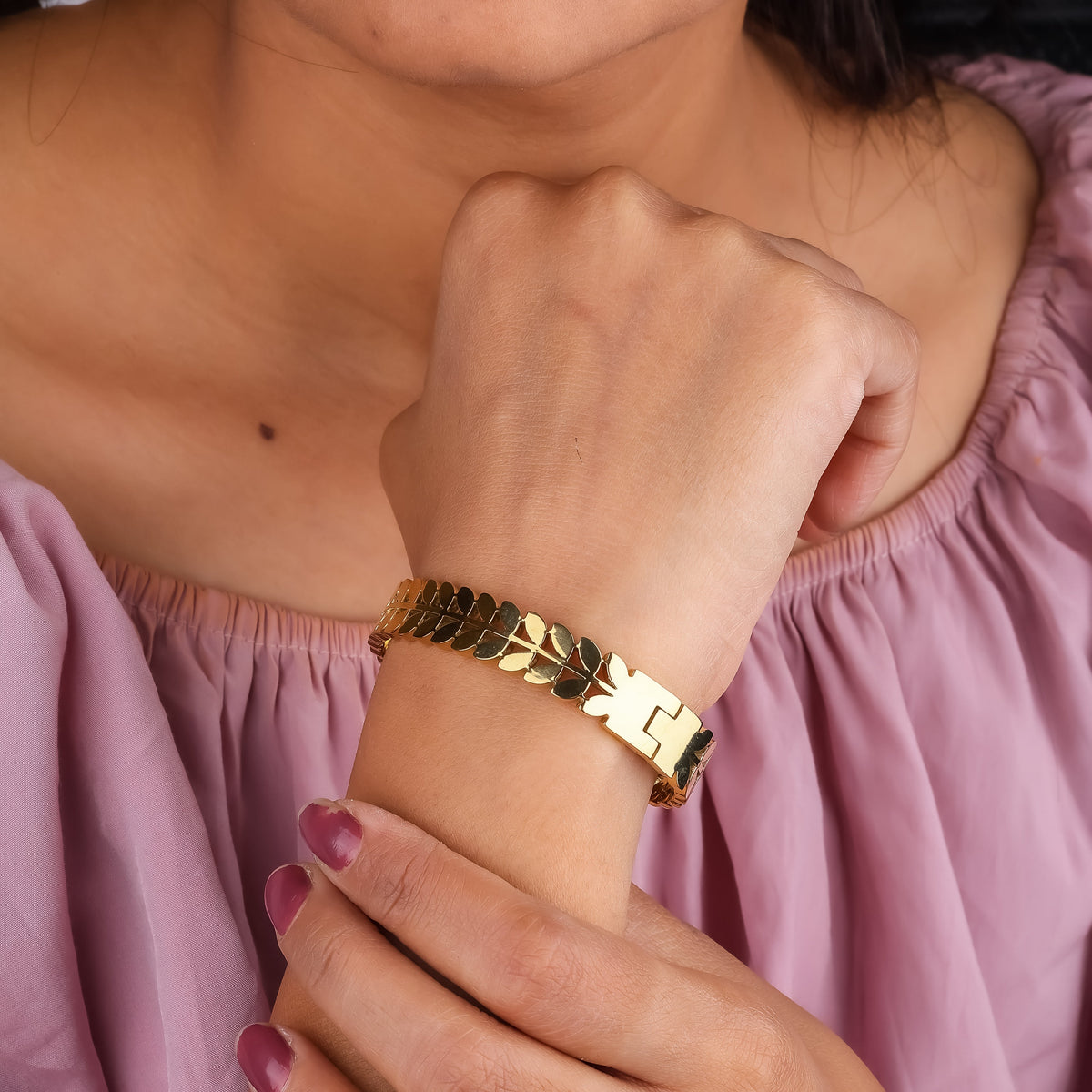 Classic Laurel Leaf Band Kada GWK -7